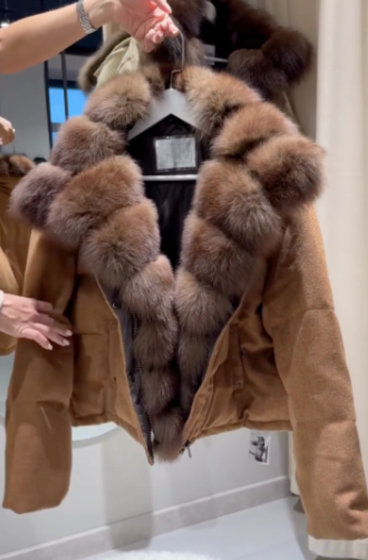 Neutral-colored practical coat