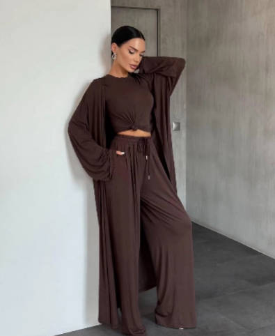 Chic Oversized Knit Suit